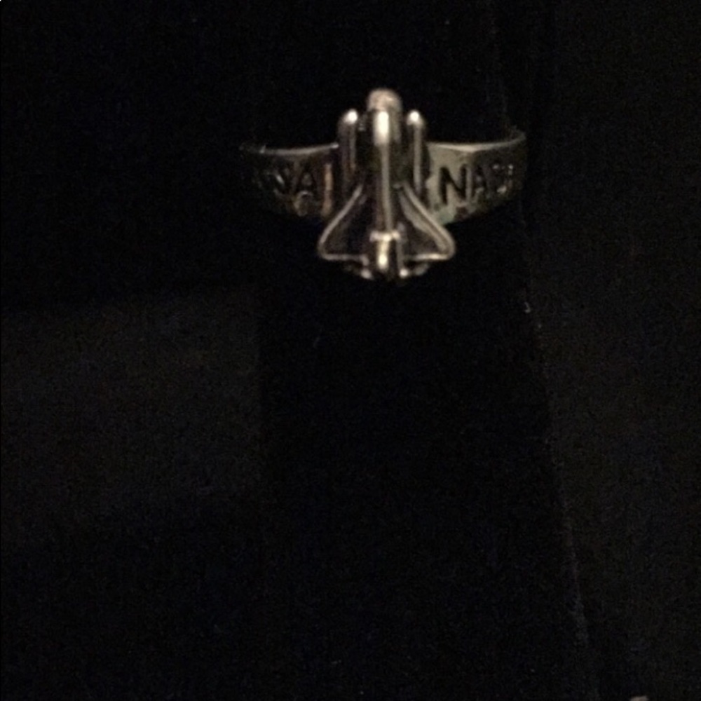 NASA spaceship ring